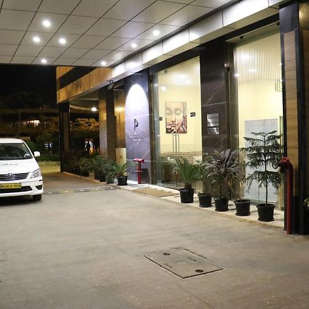 Pallavi A'Vida Navi Mumbai Exterior foto