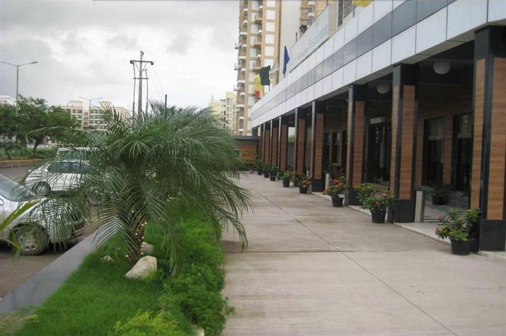 Pallavi A'Vida Navi Mumbai Exterior foto
